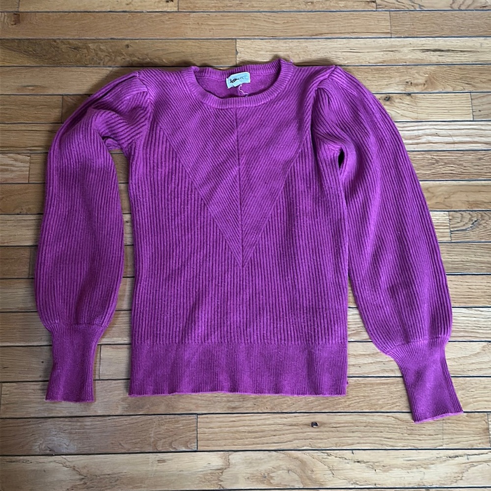 Women’s sweater size medium